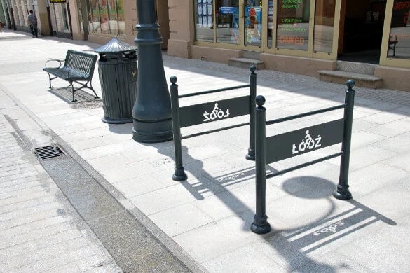 Arredo urbano e ghisa per la viabilità